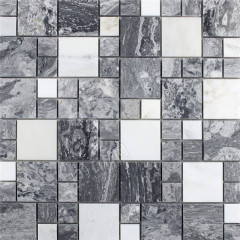 Черно-белая мраморная мозаика на сетке