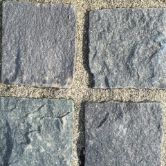 Batu granit cobble